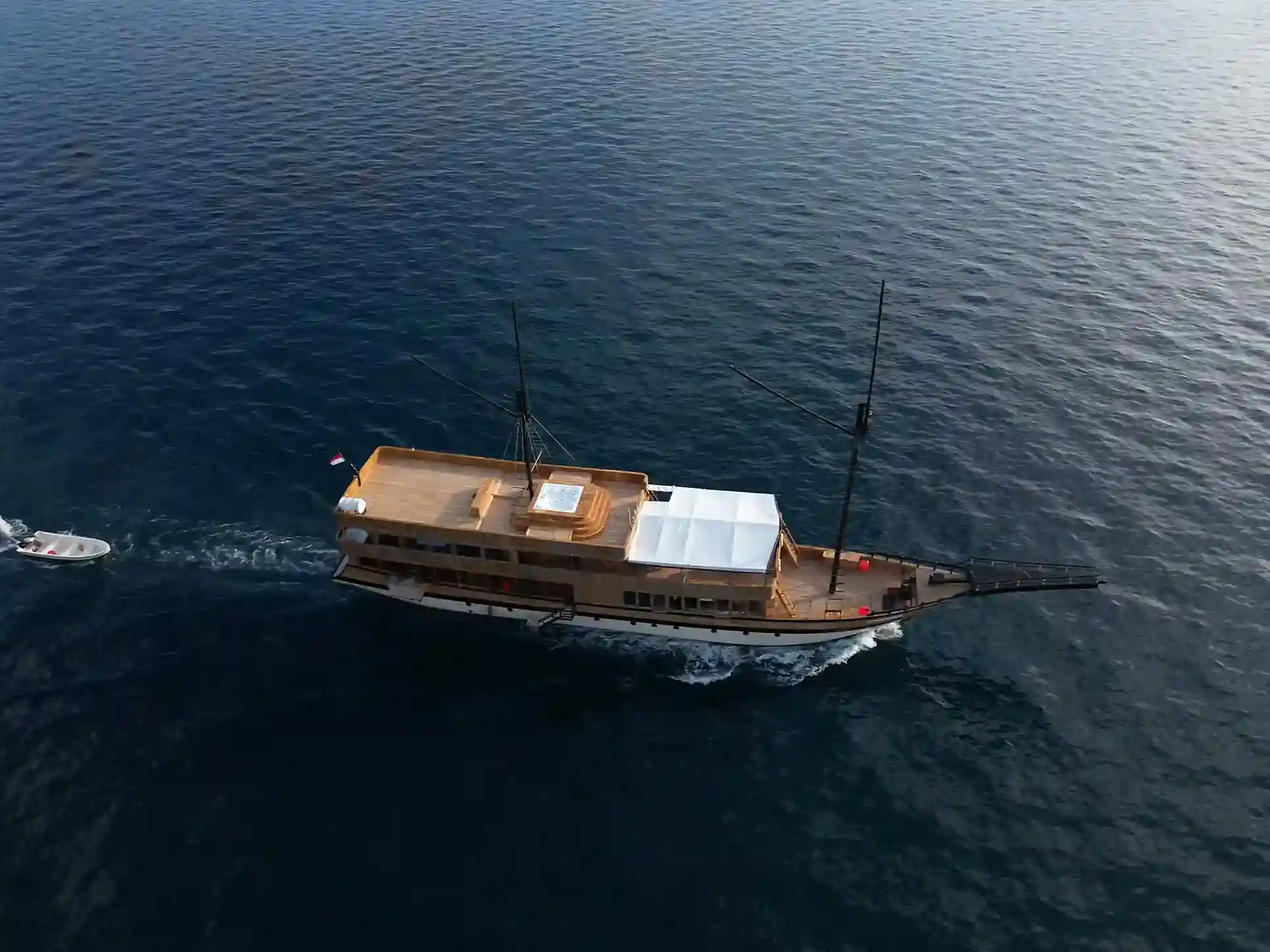 Lamborajo 3 flagship cruise yacht at sea