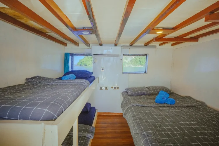 Lamborajo 1 Phinisi Full Ocean Cabin