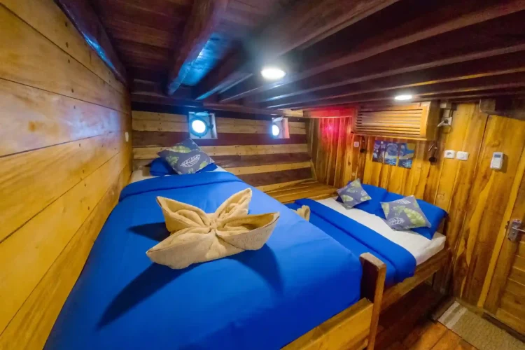 superior Cabin Batrhoom Lamborajo II Phinisi